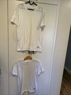 Vince Camuto White V-Neck Kids Tee bundle 2